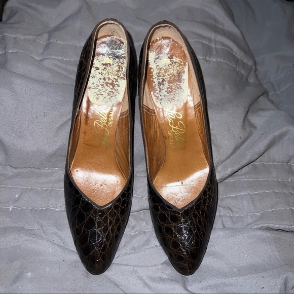 VNTG BROWN GENUINE REPTILE SKIN POINTED TOE PUMPS BY LA BELLE ORIGINALS//SIZE 7